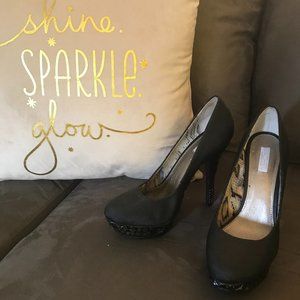 Rachel Roy Platform Pumps